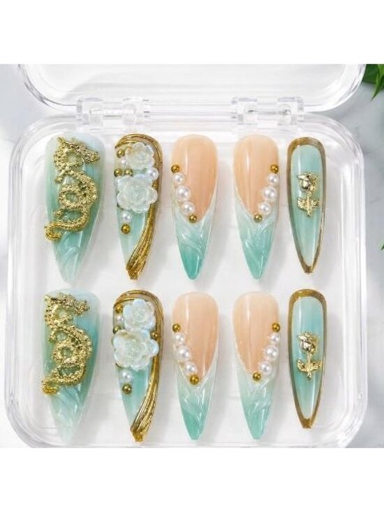 Handmade Other - Mint Green & Gold Press-On Nail Set